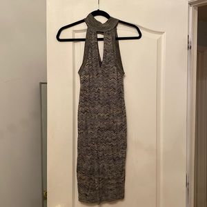 Mock neck tight-fitting mini dress from Urban Outfitters! Size S
